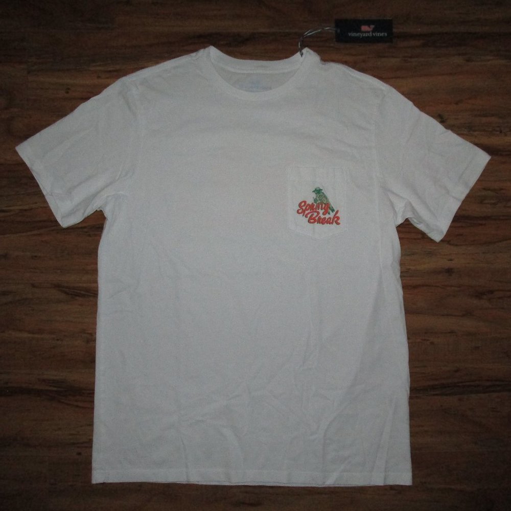 Spring Break Parrot ss pocket T-shirt Mens Vineyard Vines NWT